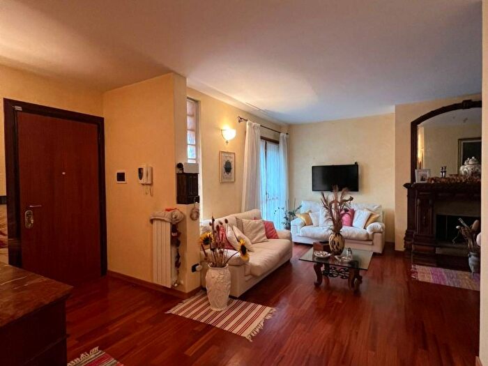 Casa con 6 locali in vendita in Via San Giuseppe da Leonessa, La Storta, Roma
