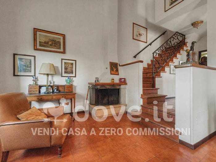 Casa con 6 locali in vendita in Via delle Rose, Centro, Bracciano