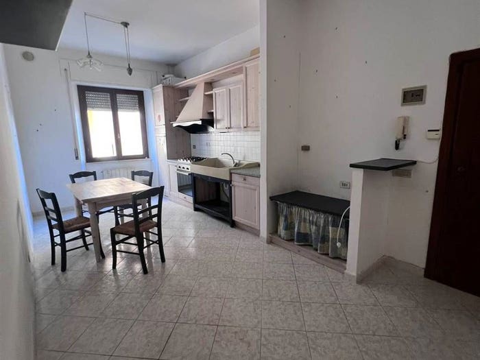 Appartamento trilocale in vendita in via della repubblica, Donoratico, Castagneto Carducci