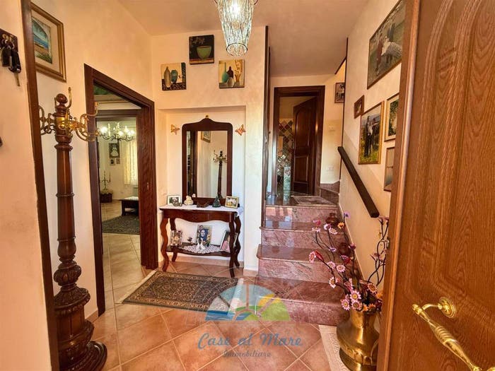 Casa con 6 locali in vendita in Via del centro, La Maddalena