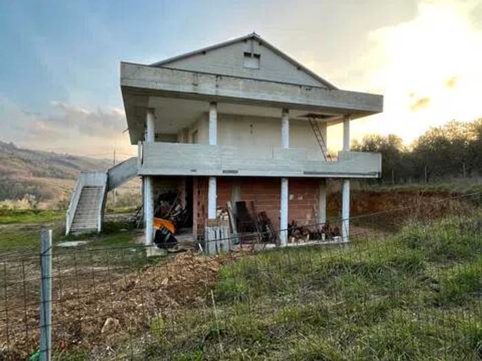 Casa quadrilocale in vendita in Via L'Aquila, Torrevecchia Teatina