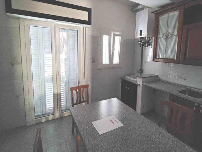 Appartamento trilocale in vendita in Piazza Dante Alighieri, Mater Domini Cavita, Catanzaro