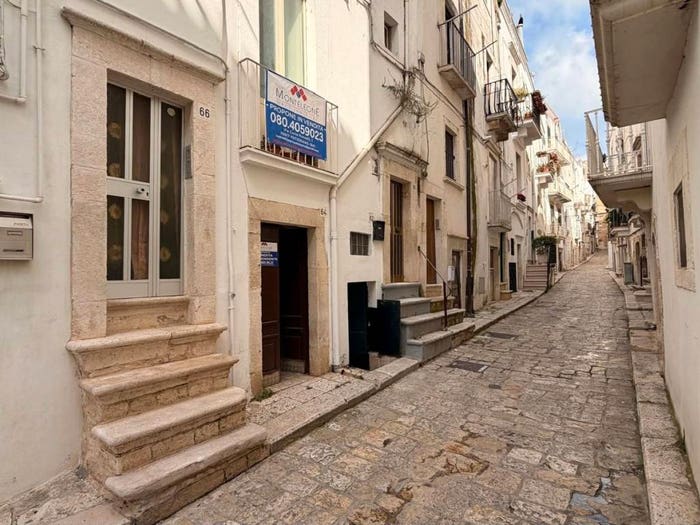 Casa trilocale in vendita in Via Rosata Romanazzi, Putignano