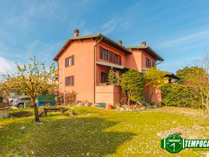 Casa quadrilocale in vendita in Via Villaggio Campagna, Torre d'Isola