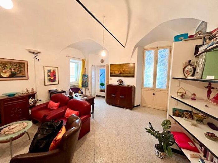 Appartamento trilocale in vendita in Centro Storico, Sanremo