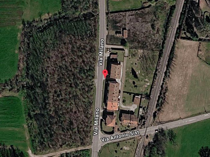 Appartamento bilocale in vendita in Via Milano Angera VA, Angera