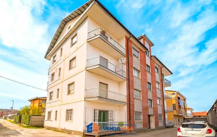 Appartamento quadrilocale in vendita in Via Dogliani, Centro, Carmagnola