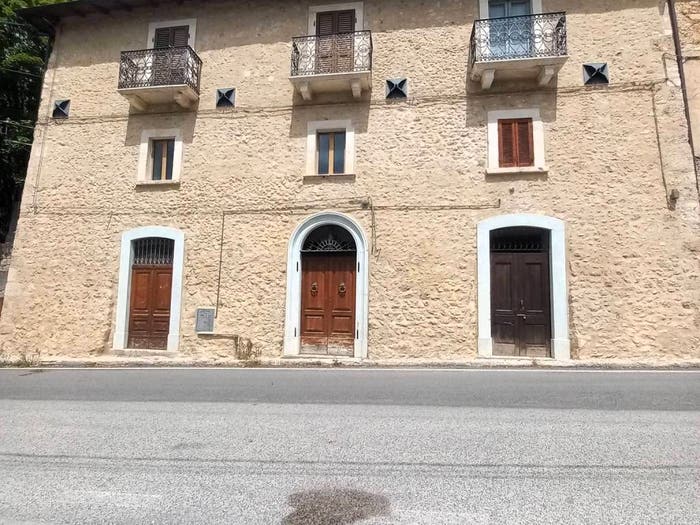 Appartamento bilocale in vendita in Centro, Calascio