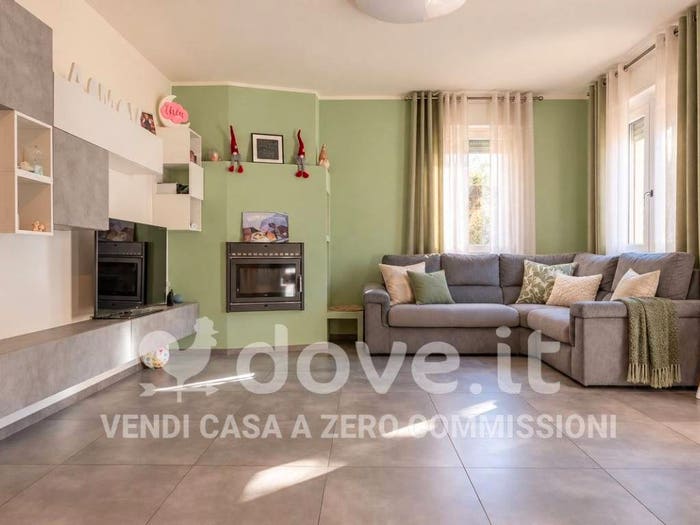 Appartamento quadrilocale in vendita in Via Berthet Amato, Centro, Aosta