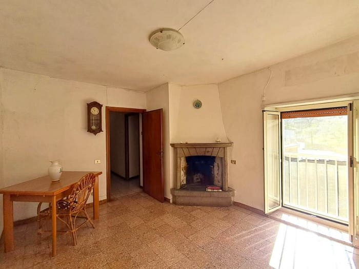 Appartamento quadrilocale in vendita in Bassano in Teverina