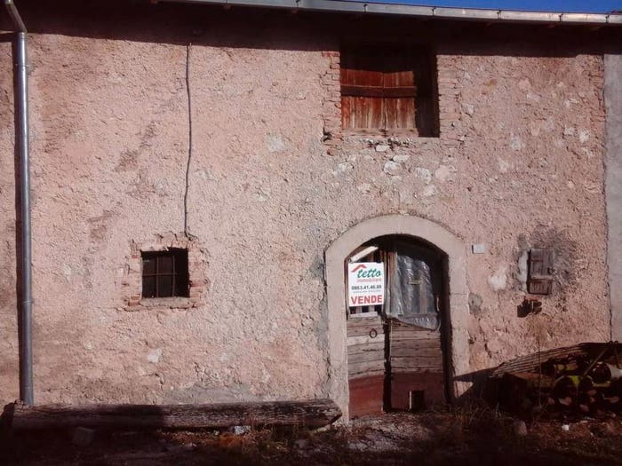 Casa bilocale in vendita in Via Degli Stalloni SNC, Massa D'Albe Corona, Massa d'Albe