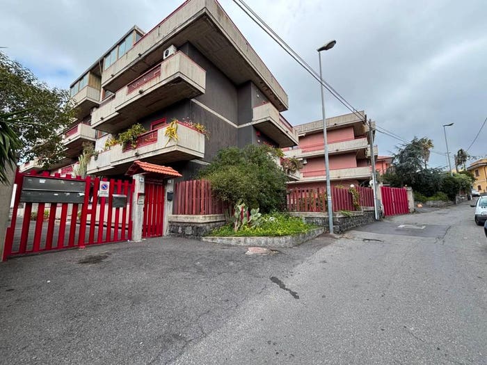 Appartamento quadrilocale in vendita in Via Simeto, Centro, Gravina di Catania