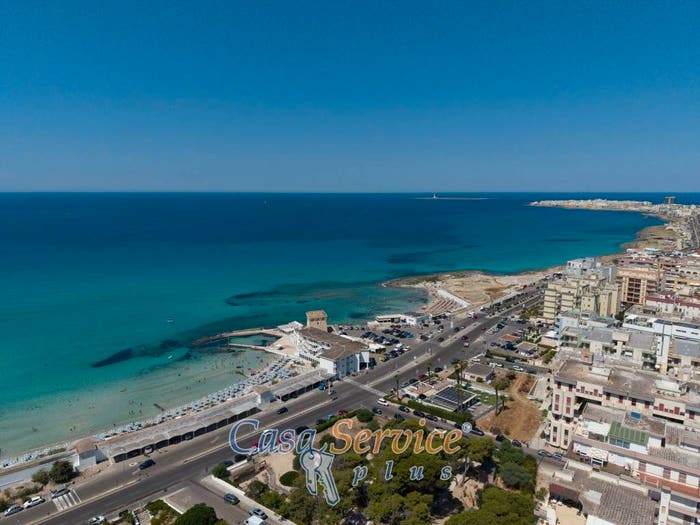 Appartamento con 6 locali in vendita in Via Antonio Rosmini, Lungomare Lido San Giovanni, Gallipoli