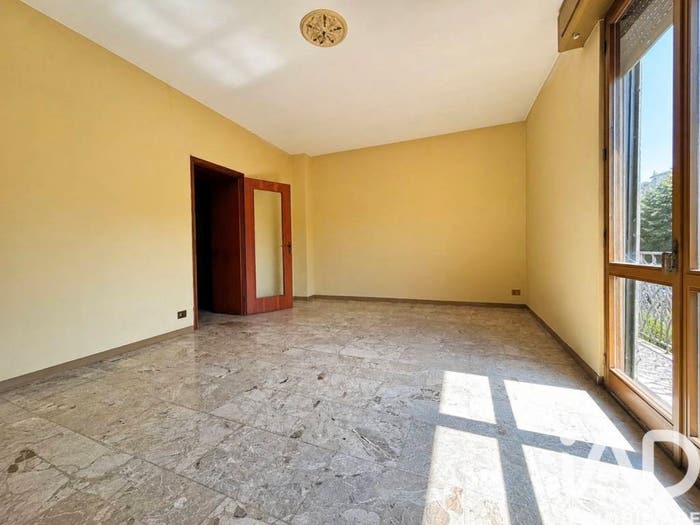 Casa con 6 locali in vendita in Via Malocco, Lonato, Lonato del Garda