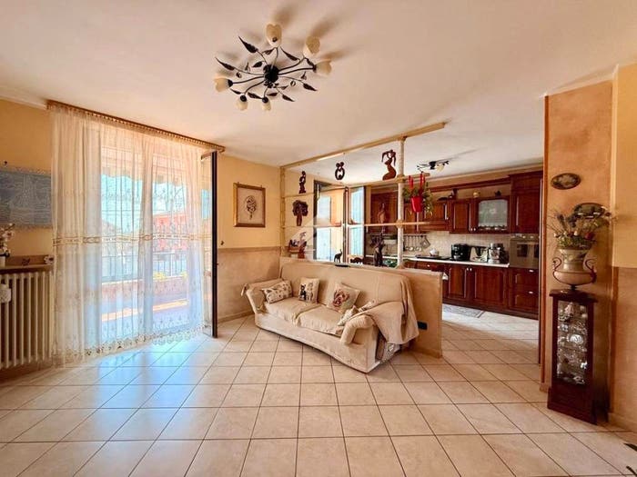 Casa trilocale in vendita in Via G Garibaldi, Gussola