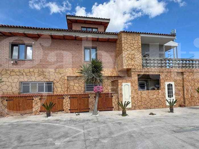 Appartamento con 6 locali in vendita in Via Adua, Baratta, Olbia