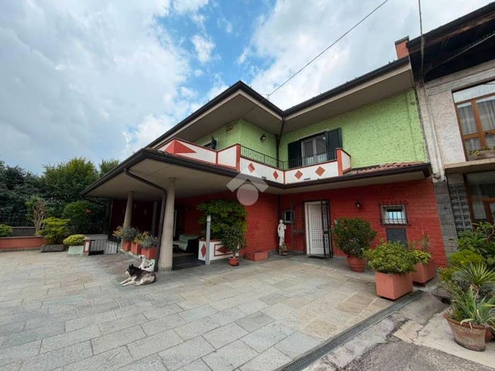 Appartamento trilocale in vendita in VICOLO PREDARI, Pontoglio
