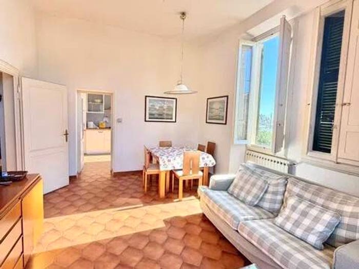 Casa con 6 locali in vendita in Pietrasanta