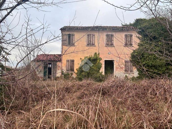 Casa con 5 locali in vendita in Via Cavaizza, Codevigo