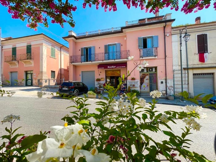 Appartamento con 6 locali in vendita in Piazza Novembre, Centro, San Donato Val di Comino