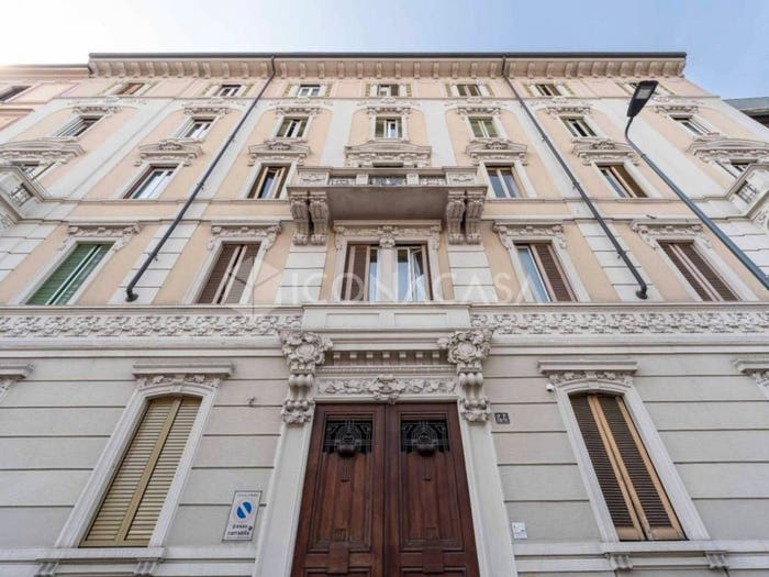 Appartamento quadrilocale in vendita in Via Vallazze, Città Studi, Milano