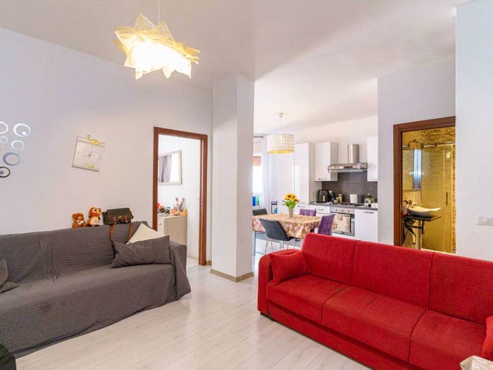 Appartamento bilocale in vendita in Via Livorno, Aci Trezza, Aci Castello