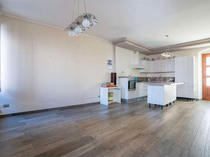 Casa con 6 locali in vendita in Lido, Manerba del Garda