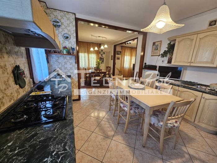 Casa quadrilocale in vendita in Via Olmo, Centro, Campodarsego