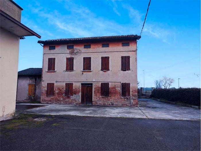 Casa con 6 locali in vendita in Leonardo Da Vinci, Santa Maria San Giovanni, Novellara