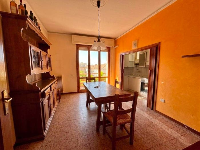 Appartamento con 5 locali in vendita in Via Benvenuto Cellini, San Rocco Lungarno, Empoli