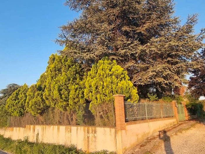 Casa con 6 locali in vendita in Località I Risoli, Gropparello