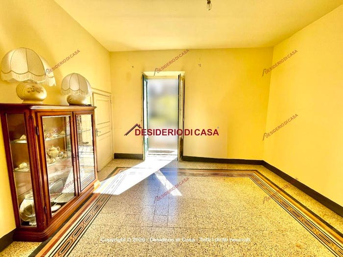 Appartamento con 5 locali in vendita in Via Roma, Polizzi Generosa