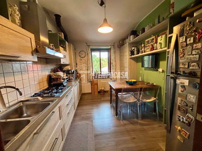 Appartamento quadrilocale in vendita in Via Federico Bosi, Centro, Ossona