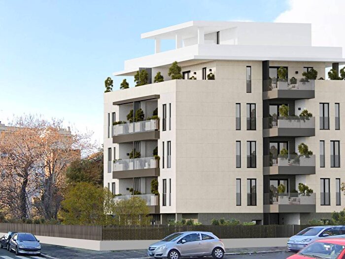 Appartamento trilocale in vendita in Via Otricoli, Furio Camillo, Roma