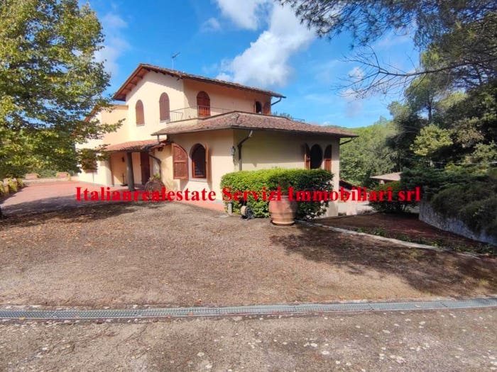 Casa con 6 locali in vendita in Centro, Rignano sull'Arno