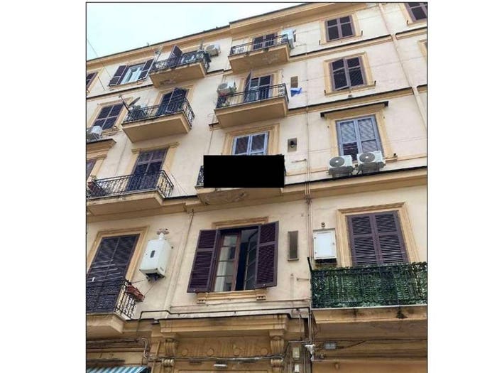 Appartamento quadrilocale in vendita in Via Benedetto Cairoli, Arenaccia, Napoli