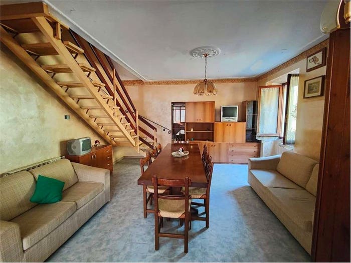 Casa con 6 locali in vendita in via ghitella, Casano Dogana Isola, Luni