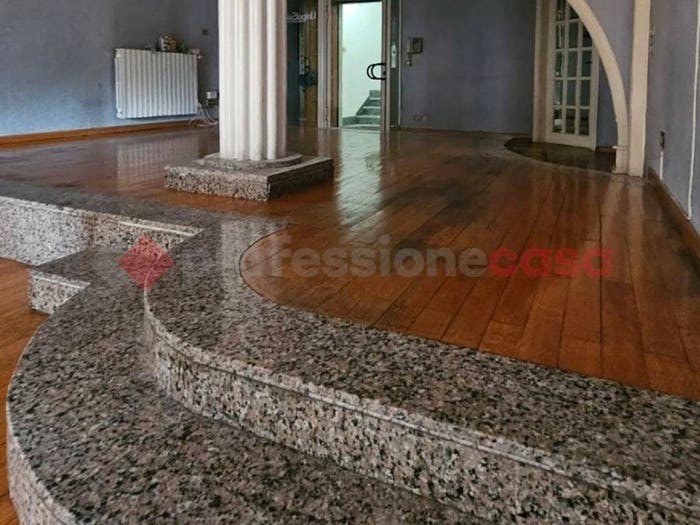 Appartamento con 5 locali in vendita in Via Indipendenza, Centro Storico, Catanzaro