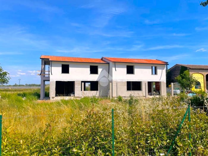 Casa con 5 locali in vendita in Via Ghiaie di Mezzo, Noceto