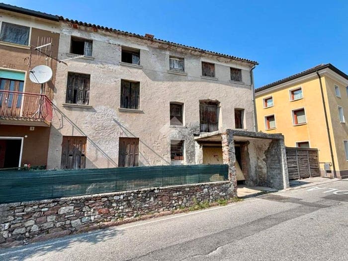 Casa trilocale in vendita in Via XXXI Ottobre, Quero, Setteville
