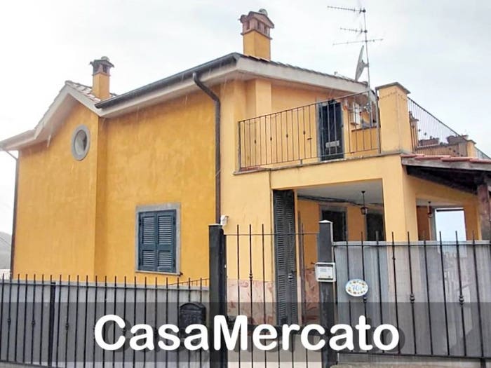Appartamento trilocale in vendita in Via Borgo Valle Vergine Campagna, Centro, Rocca di Papa