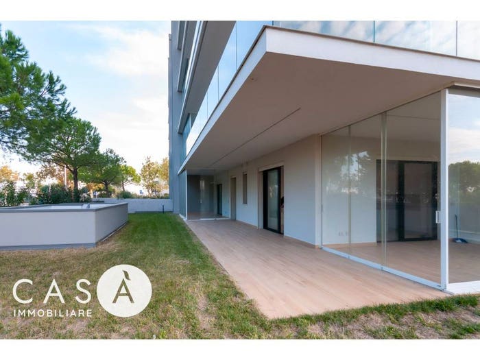 Appartamento quadrilocale in vendita in Viale Giosuè Carducci, Parco di Levante Boschetto, Cesenatico