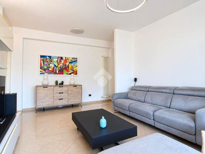 Appartamento trilocale in vendita in Via ascoli piceno, Centro, Roseto degli Abruzzi
