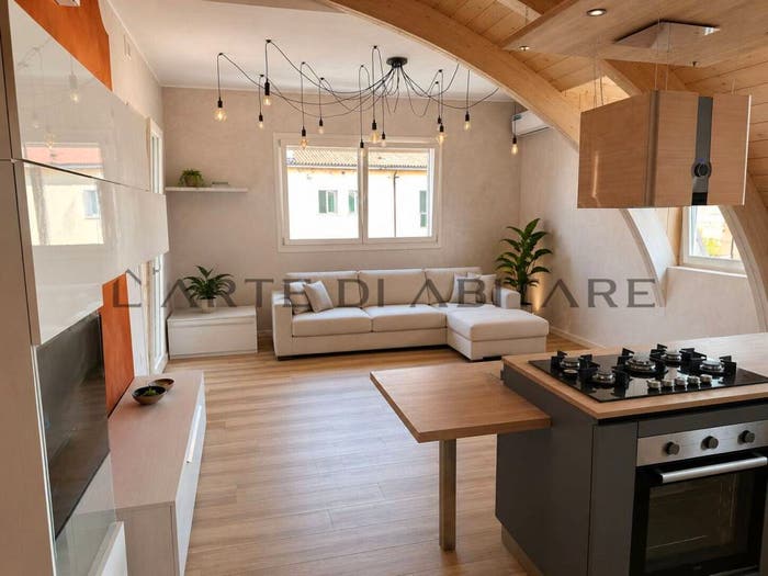 Casa con 6 locali in vendita in AOSTA, Sacra Famiglia Basso Isonzo, Padova