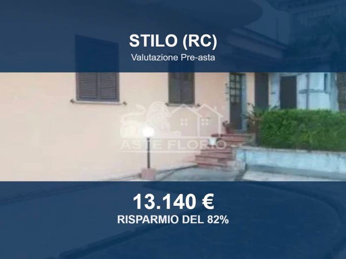 Appartamento con 5 locali in vendita in Via Strada Comunale Campo Sportivo null, Centro, Stilo