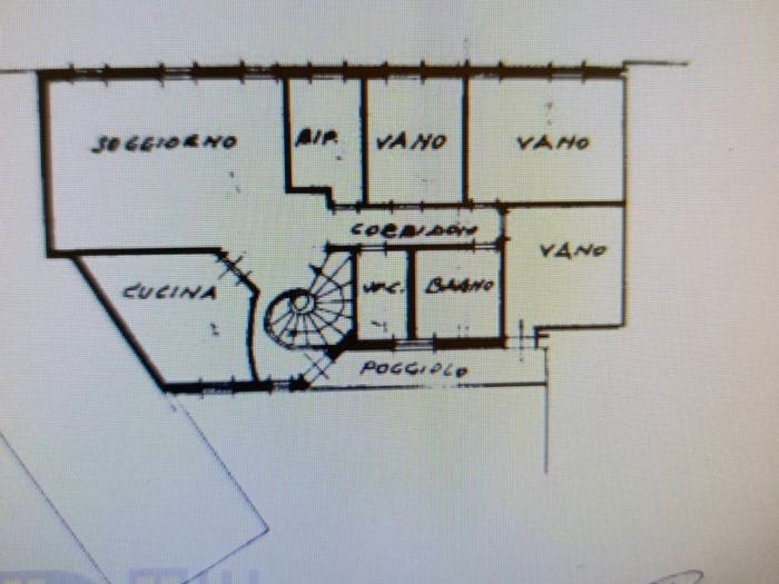 Appartamento con 5 locali in vendita in Vicolo della Bovetta, Piazza Mazzini Ospedale Militare, Padova