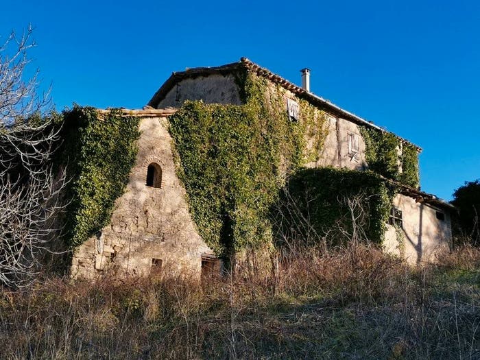 Casa con 5 locali in vendita in Frazione Torre, Torre, Cingoli