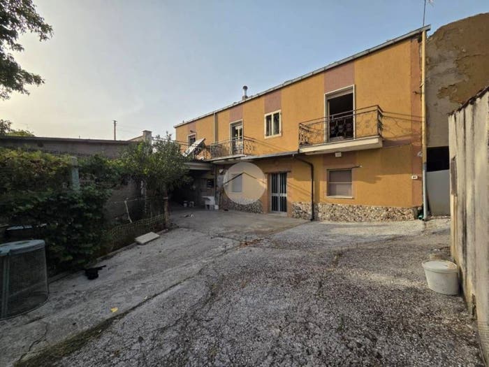 Casa quadrilocale in vendita in Contrada Polese, Mascione, Campobasso