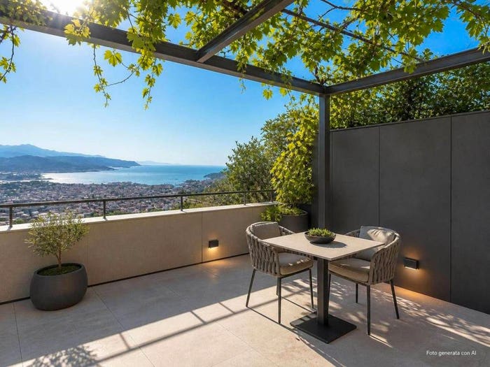 Casa con 6 locali in vendita in Foce Marinasco, La Spezia