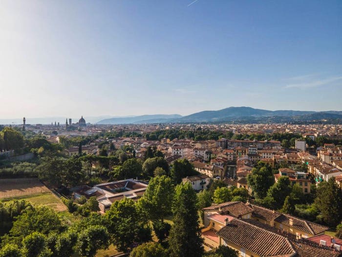 Appartamento con 6 locali in vendita in Viale Michelangiolo, Michelangelo Poggio Imperiale, Firenze